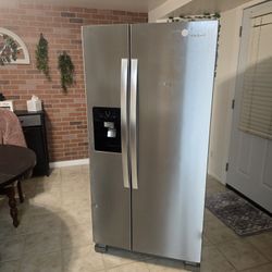 Whirlpool Refrigerator 