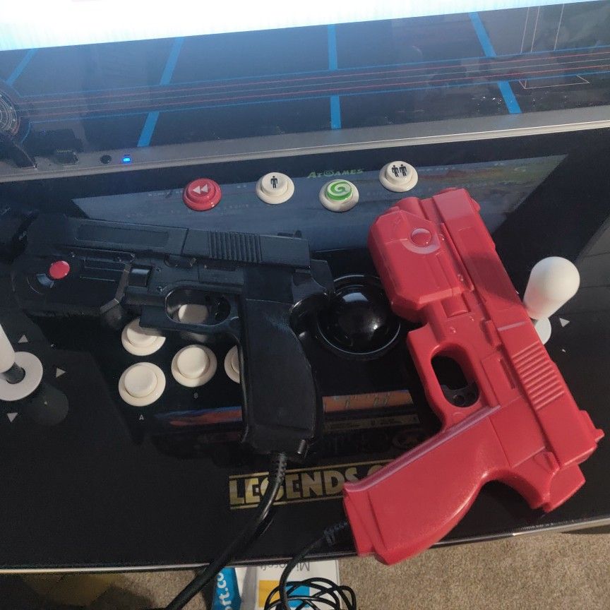 2 Ultimarc AimTrak Arcade Light Gun With Recoil & Without, 4 port USB 3.0 Hub, IR sensor Bar