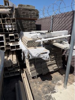 Vinyl fencing