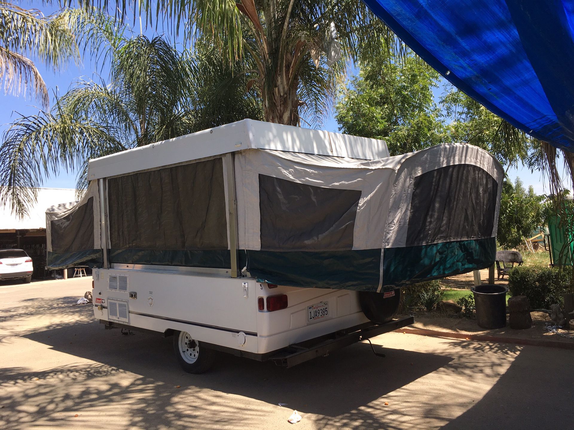 Coleman pop up trailer/ camper RV
