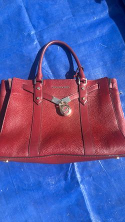 Pre-owned Michael Kors bag – $40
