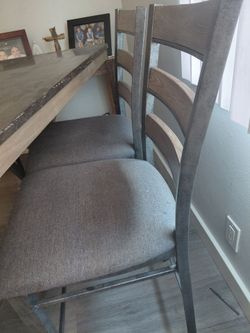 dinning room table