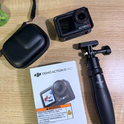 DJI Osmo Action 5 Pro with Accessories- Like New-Ready for Travel/Vlogging