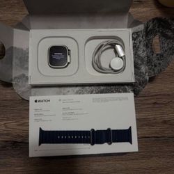 Apple Watch Ultra 2 49mm Titanium