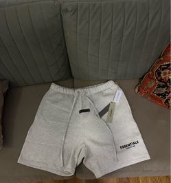 Essential shorts. light oat. size M