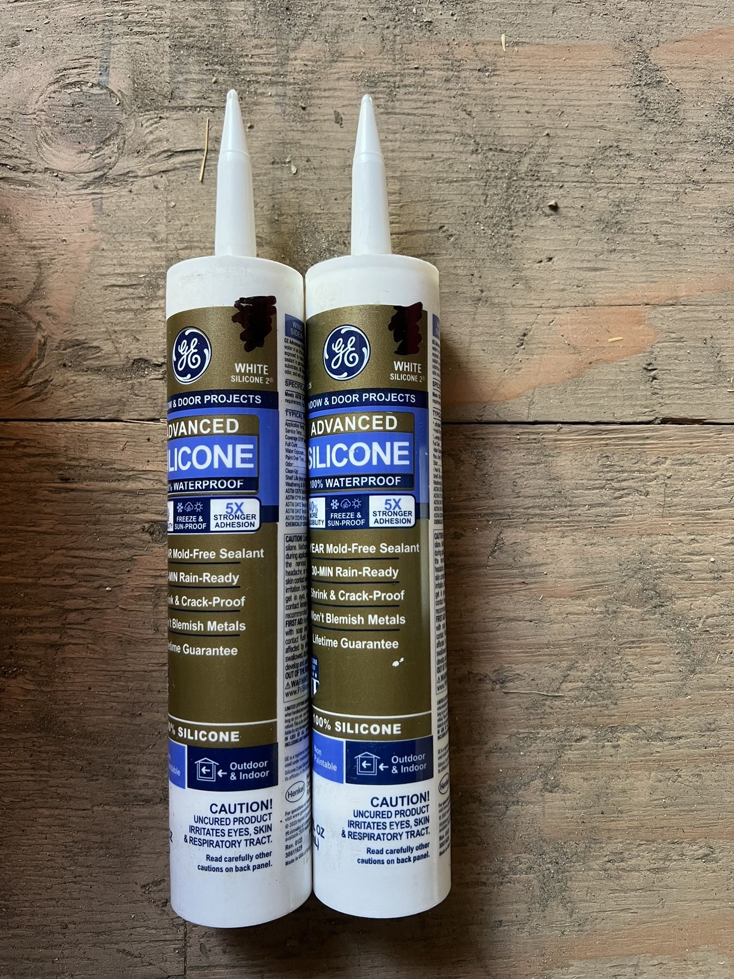 Advanced Silicone 2 Caulk 10.1 oz Window and Door Sealant White