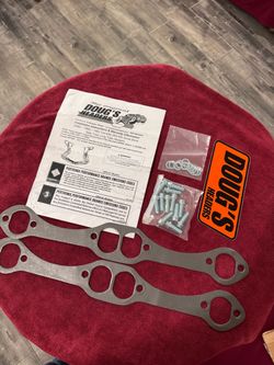 Dougs Exhaust Header gasket For D380, And Hardware, Bolts, Washers. All parts you see in picture are included. B2)