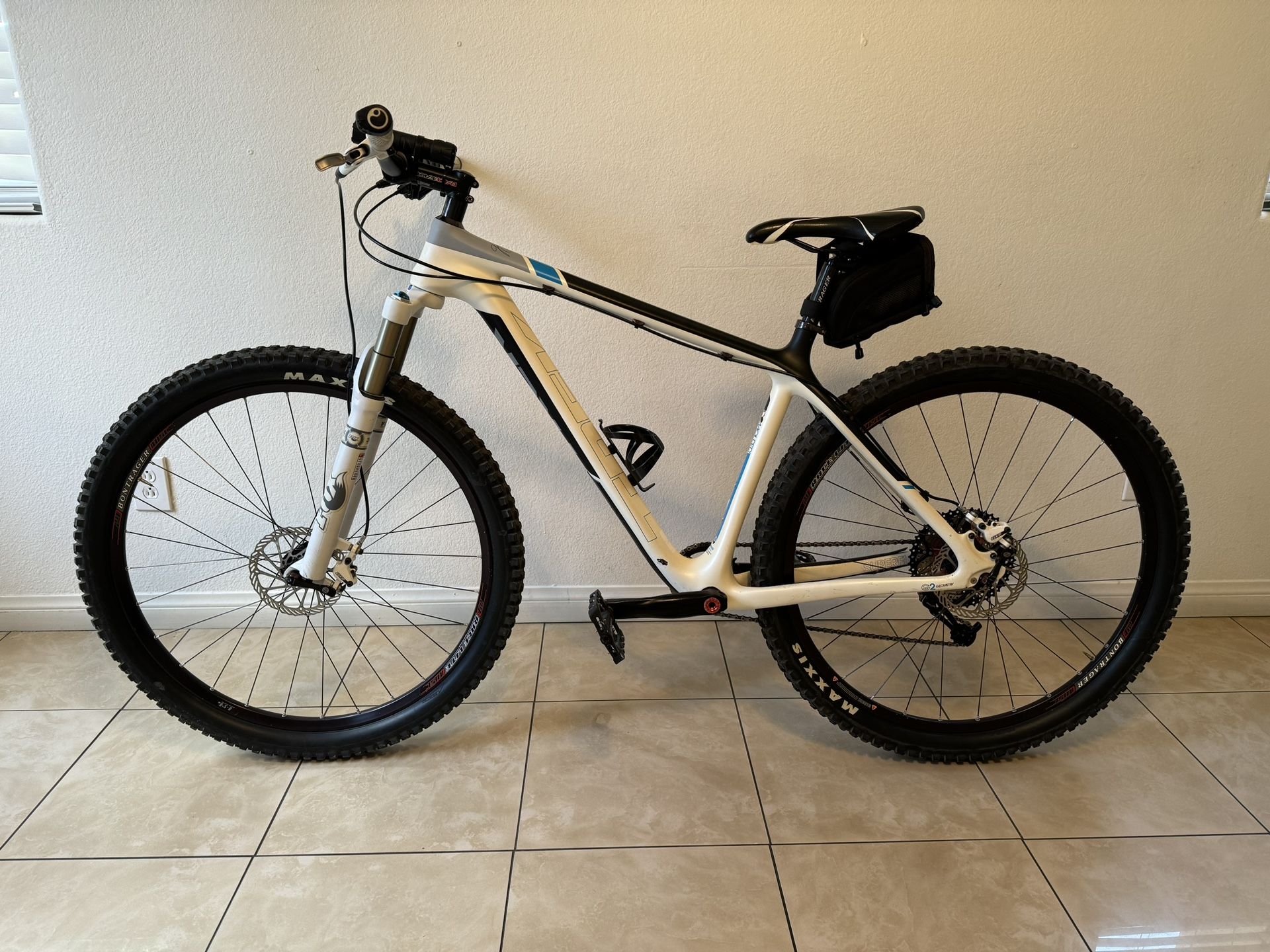 Trek Mountain Bike. Superfly Gary Fisher Collection for Sale in