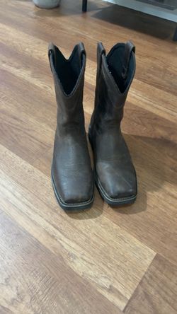 Men’s work boots