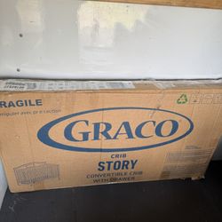 Graco Story 5-in-1 Convertible Baby Crib with Drawer