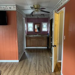 Se renta cuarto en American cayon Master bathroom