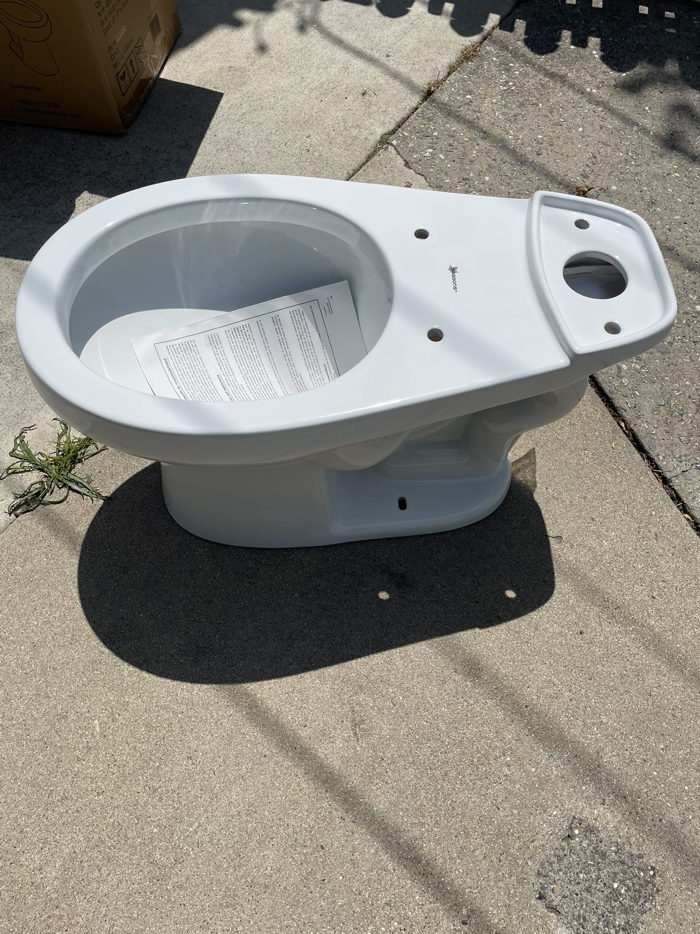 Seasons Round Toilet Bowl
