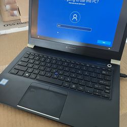 Dynabook PORTEGE X30-F Laptop