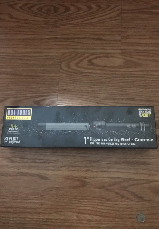 Never Opened Hot Tools curling iron