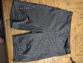 Old Navy Active Shorts Women's Size Large Black Extra High Rise Bike Shorts