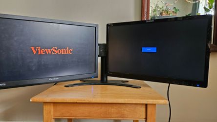 Dual Monitors and Mount