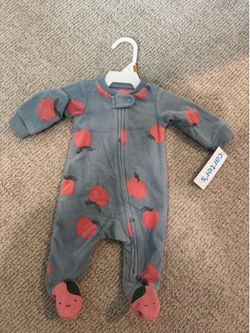Newborn onsie carters