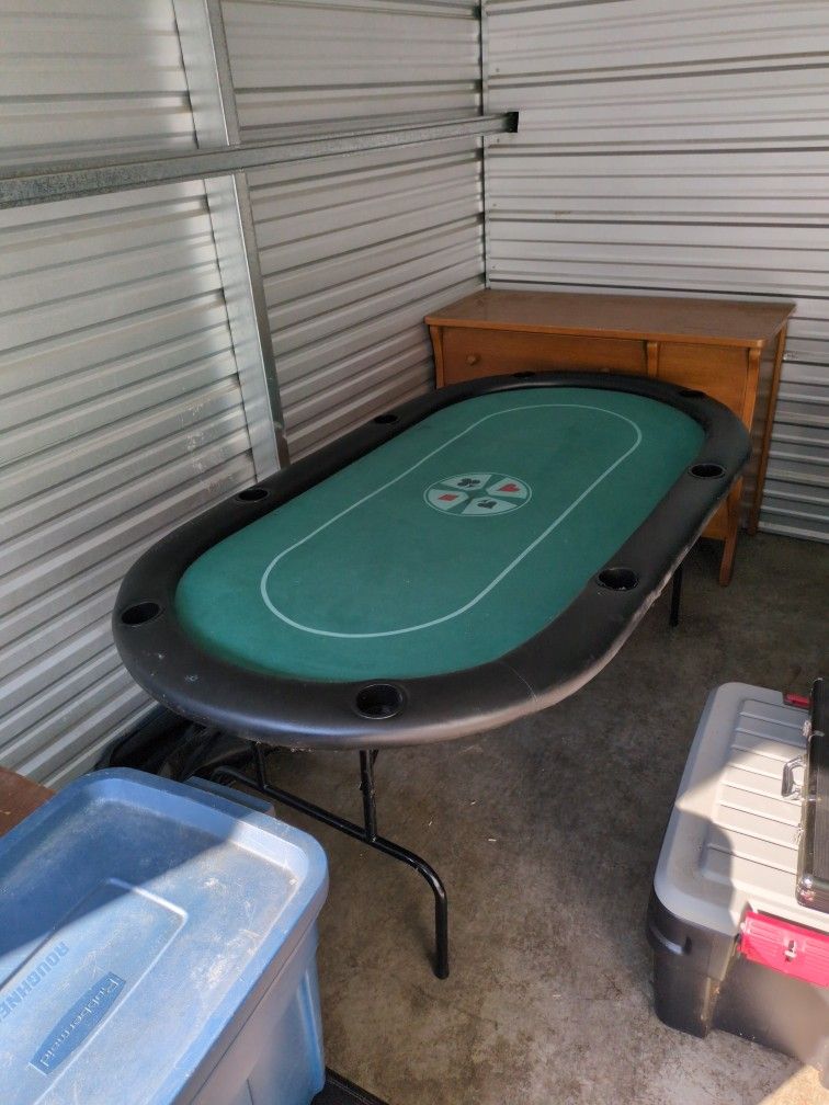 Poker Table