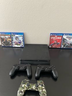 PS4 slim great condition still