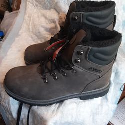 Brand New No Box Men's Hiking Type Boots