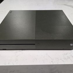 Xbox One S Limited Edition 