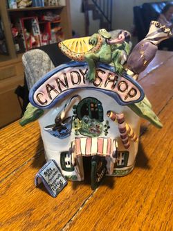 Candy shop tea candle holder