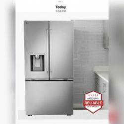 LG 23.7 Cu Ft 3-Door French Door Refrigerator - Like New - Detroit, MI