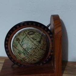 VTG GLOBE BOOKEND 