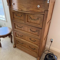 Side Tables & Dressers