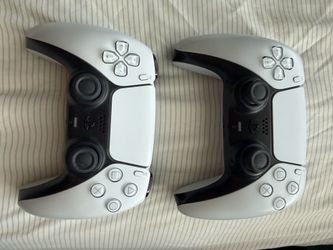 PS5 Controllers