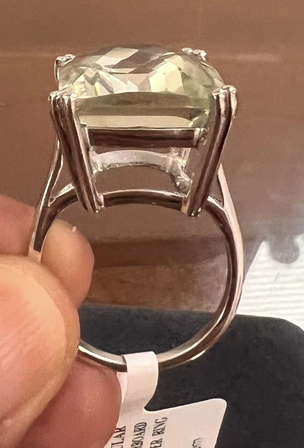 BRAZILIAN PRASIOLITE, 19.36CT RECTANGULAR OCTAGONAL CHECKERBOARD CUT STERLING SILVER RING.