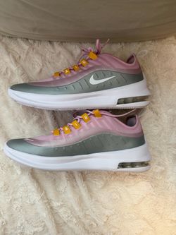 Nike Air Max Axis Unisex 7Y Pink Gray White Yellow Mesh Lace Sneaker