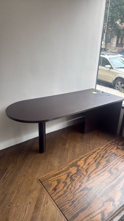 Solid office table