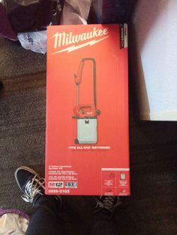Milwaukee M12 2 gallon handheld sprayer