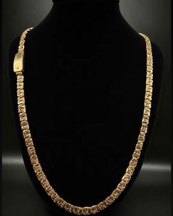 Chino Bar Gold Chain