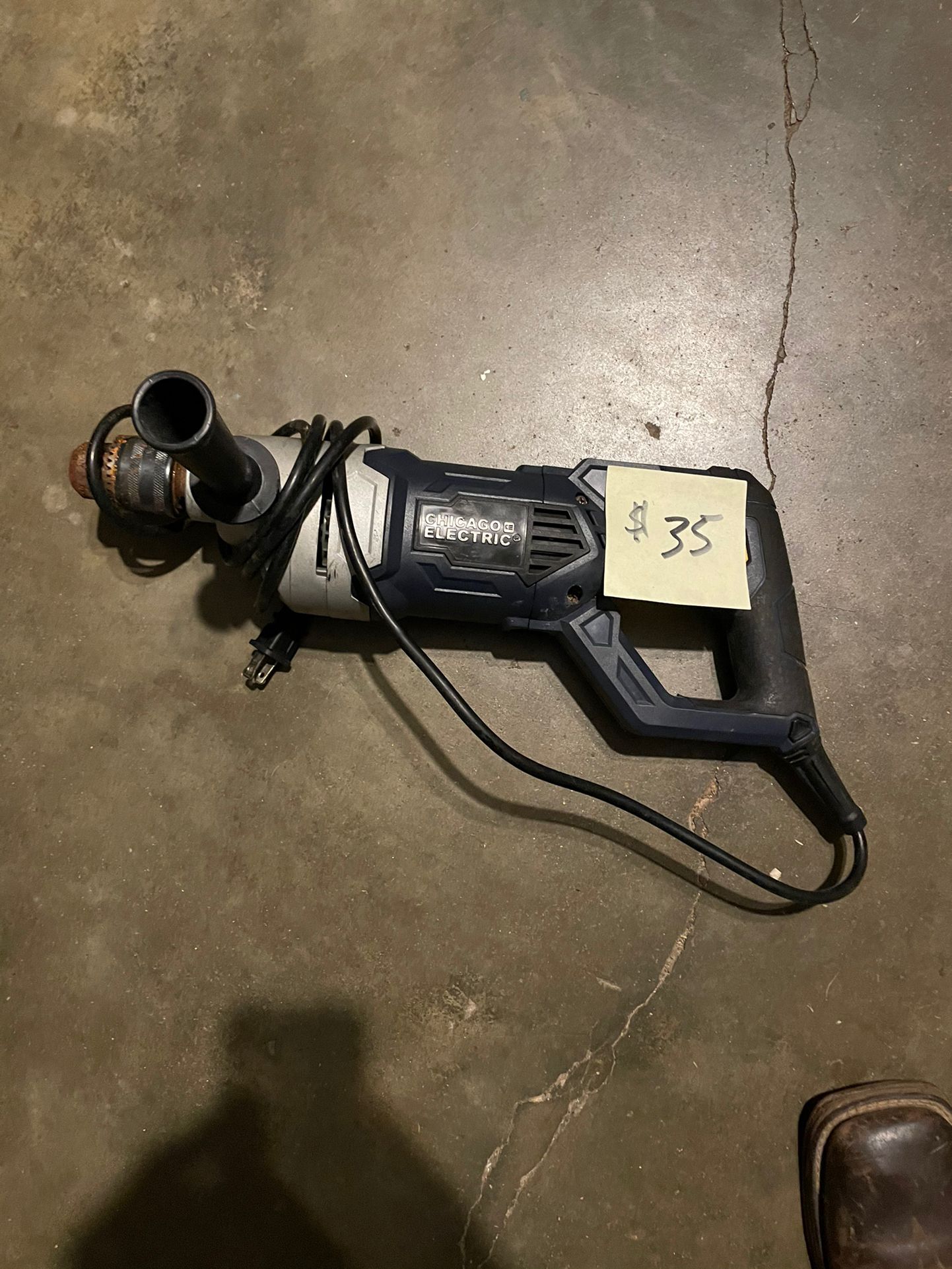 Chicago electric 1/2 inch impact wrench