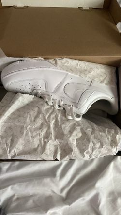 white air force 1s size 12