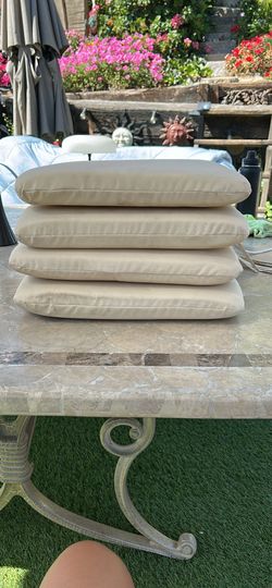 Flat chair cushions