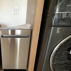 ‼️ BRAND NEW ELECTROLUX STACKED WASHER AND DRYER ‼️ 