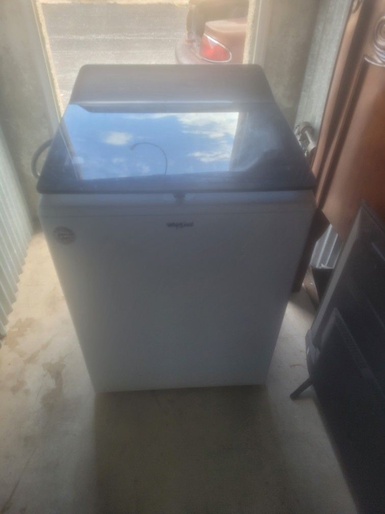 Whirlpool Washing Machine
