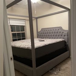 King size Canopy bed