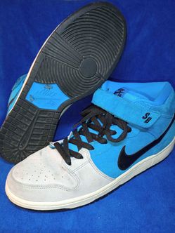 Men's Size 12 Nike SB Dunk Mid Beavis