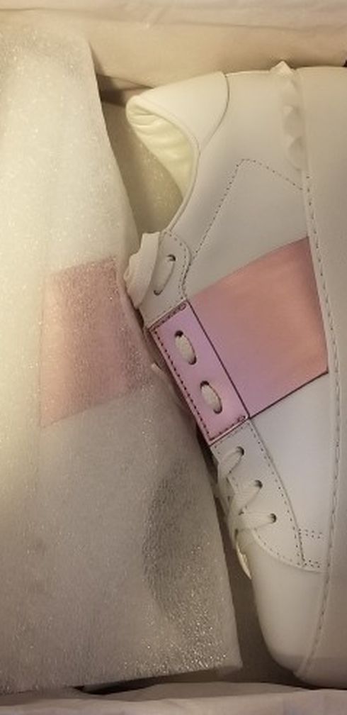 Valentino Garavani Open Sneaker in white calfskin leather