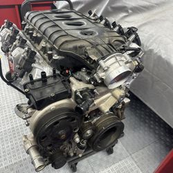 6.2L Chevy Camaro Motor