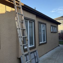 Aluminum Extension Ladder