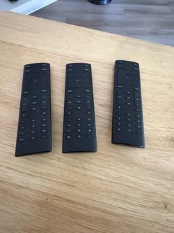 Smart TV remote Vizio. Sharp.