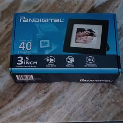 Pandigital 3.5 Inch Digital Photo Frame