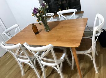 6-person Dining Table