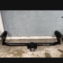 Curt Hitch Receiver and Bike Rack (used in Toyota Sienna 2017 SE)