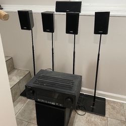 Complete Pioneer A/V Component Receiver w/remote including: Full 5.1 surround sound Yamaha speaker set with glass stands and wires